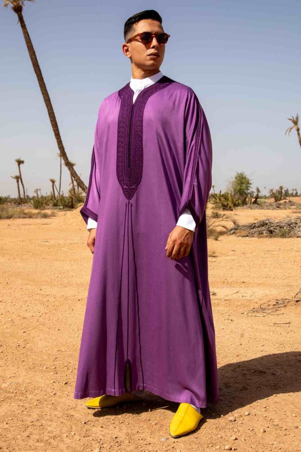 gandoura mauve en soie brodée à la main